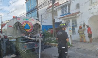 Incendio en clínica de la colonia Fluvial Vallarta moviliza a cuerpos de emergencia