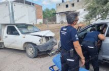 Notiespacio PV | Choque entre dos camionetas deja a mujer de la tercera edad lesionada en El Pirulí