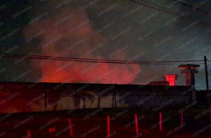 Dos reos pierden la vida en el penal de Ixtapa en Puerto Vallarta