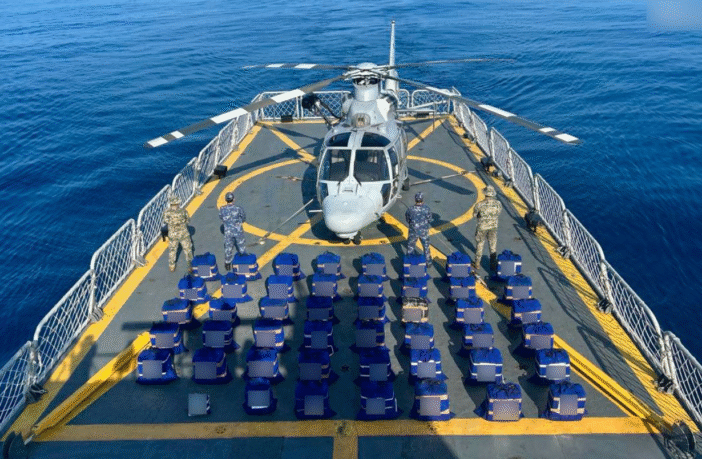 Marina decomisa 2.5 toneladas de presunta cocaína en costas de Michoacán