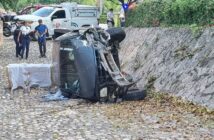 Notiespacio PV | Mortal volcadura en la carretera costera; conductor pierde la vida