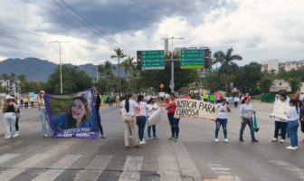 Cierran carriles de la Medina Ascencio al grito de “Justicia para Clarisa”