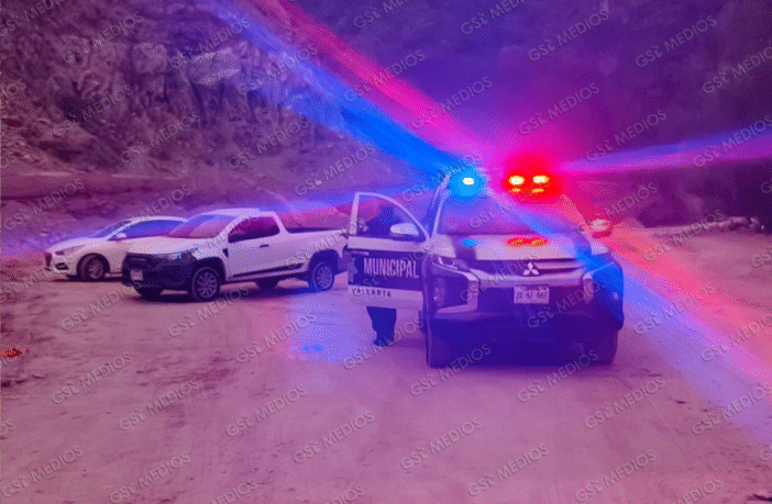 Notiespacio PV | Reportaron a hombre sin vida camino a playa grande, pero autoridades no lograron localizarla