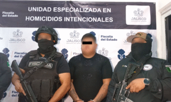 Detienen en Jalostotitlán a presunto implicado en la muerte de dos oficiales viales