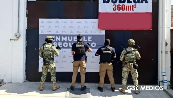 Aseguran 13 vehículos y autopartes tras cateo en Tlaquepaque Aseguran 13 vehículos y autopartes tras cateo en Tlaquepaque