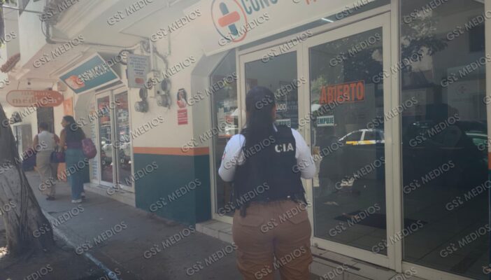 Adulto mayor extranjero fallece en sala de espera de consultorio en la Colonia Emiliano Zapata