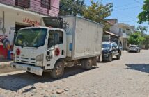 Notiespacio PV | Asaltan camión repartidor de leche en Las Juntas