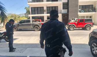 ¡Otro asalto de moto ladrones! Despojan a la víctima de 140 mil pesos