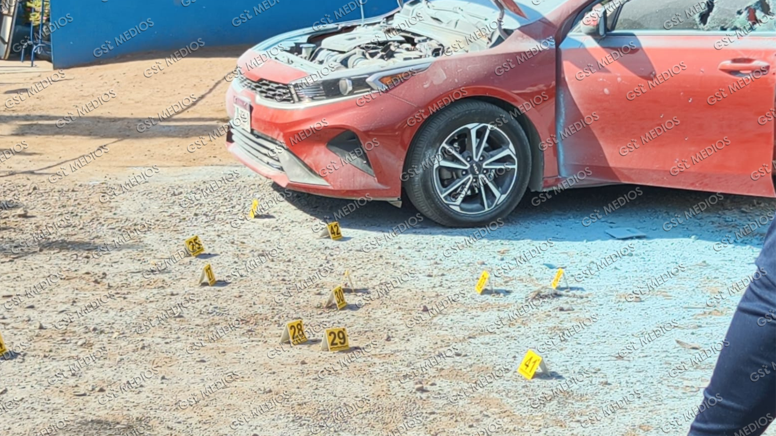 Ex mando policial el ejecutado en Ixtapa; su familia resulta herida