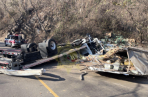 Volcadura fatal en la carretera 200: trailero pierde la vida