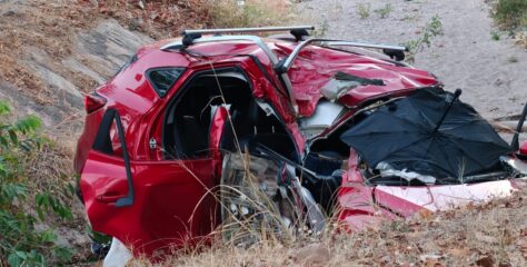 Hombre pierde la vida tras volcarse en canal en las Gaviotas
