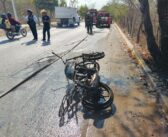 Hombre incendia su propia moto para evitar que se la llevaran al corralón