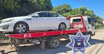 Vehículo robado en Puerto Vallarta es recuperado por policías durante patrullaje