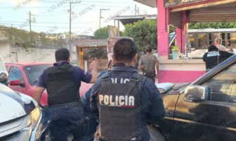 Robo a mano armada en Abarrotes Jaramillo; asaltantes se llevan botín de 75 mil pesos