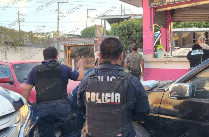 Robo a mano armada en Abarrotes Jaramillo; asaltantes se llevan botín de 75 mil pesos