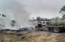 Continua activo incendio en Los Gavilanes; helicóptero Witari refuerza combate al fuego