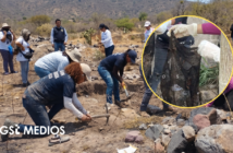 Colectivos hallan 60 bolsas con restos humanos en fosa clandestina de El Salto