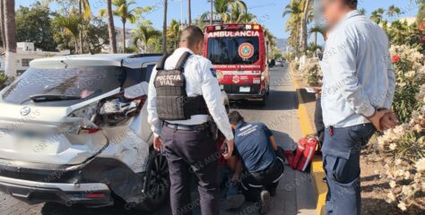Choque en la Medina Ascencio deja a conductor inconsciente por susto del impacto
