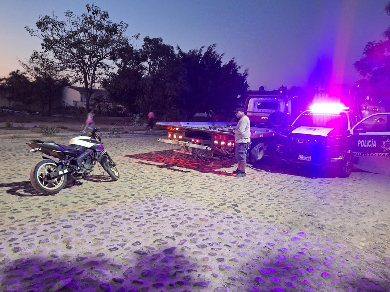 Recuperan motocicleta con reporte de robo en Puerto Vallarta