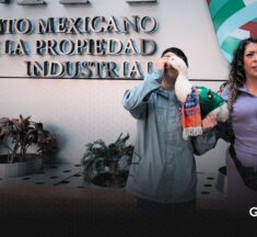 Intentan “registrar” al Pato Merlín antes que su familia