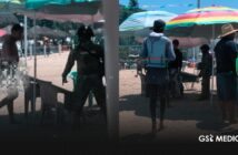 Detienen a sujeto tras desnudarse en la playa de Rincón de Guayabitos