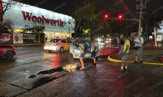 Motociclista resulta lesionado tras choque frente a Soriana Pitillal en Puerto Vallarta