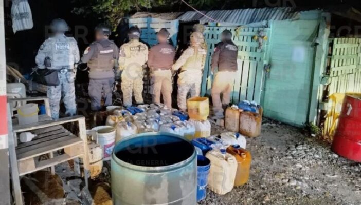 Asegura FGR más de mil litros de hidrocarburo en cateo en Veracruz