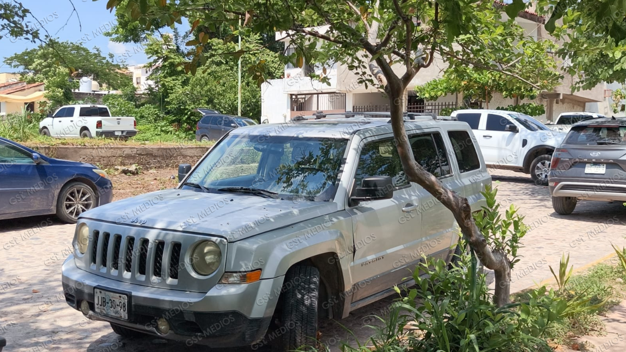 Localizan camioneta de asesor inmobiliario desaparecido en Puerto Vallarta