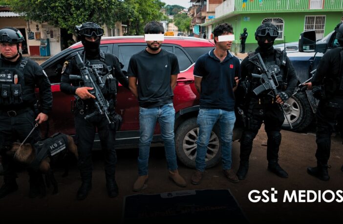 Detienen a dos sujetos con arma de fuego en Vallarta