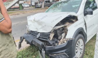 Brutal impacto entre dos vehículos a la altura del Puente de 'Los Milagros'