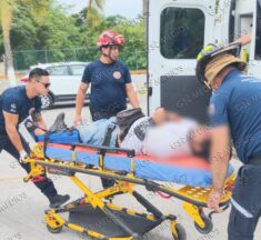 Motociclista repartidor con fractura expuesta tras percance en Vallarta