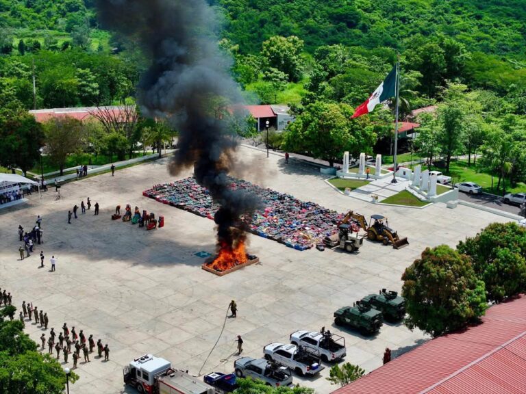 Destruyen narcóticos y objetos asegurados durante operativos