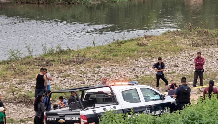 Muere niña de 6 años tras ser arrastrada por la corriente del río en Tomatlán