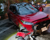 Dos hombres resultan lesionados tras volcadura en la carretera 200 rumbo a Mismaloya