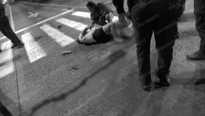 Empleada de hotel gravemente lesionada tras brutal accidente vial en Marina Vallarta