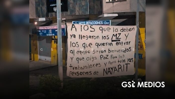 Colocan ‘narcomantas’ en varios puntos de Nayarit
