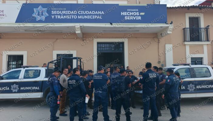 Policías de Bahía de Banderas paran labores y exigen respuestas ante detenciones