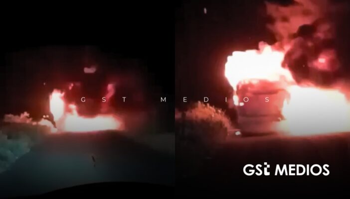 Sicarios incendia camión de pasajeros tras enfrentamiento con elementos de la GN en Guanajuato