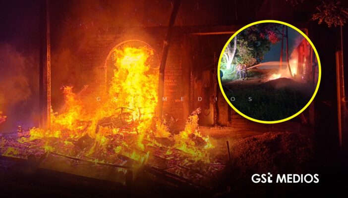 Incendio consume vivienda abandonada en Puerto Vallarta