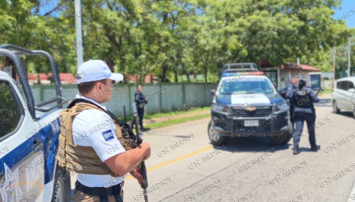 Operativo en Puerto Vallarta tras reporte de detonaciones e intento de robo de vehículos