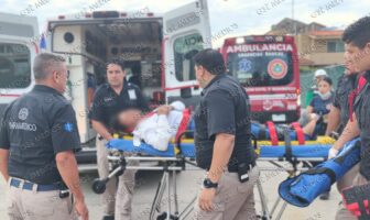 Albañil resulta lesionado tras caer al sótano de una obra en Fluvial Vallarta
