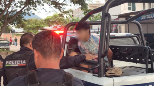 Vallarta: víctima de robo reconoce al presunto ladrón y lo sigue hasta que policías lo detienen
