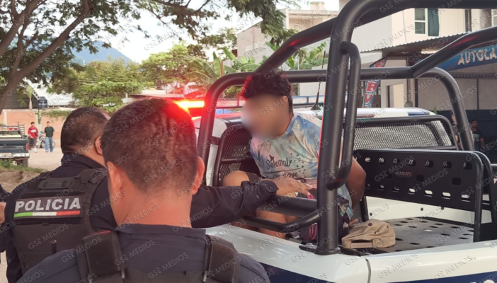 Vallarta: víctima de robo reconoce al presunto ladrón y lo sigue hasta que policías lo detienen