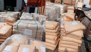 Detienen 54 toneladas de dextrosa en la Aduana de Manzanillo