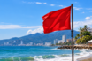 Bandera roja en playas de Puerto Vallarta por oleaje elevado