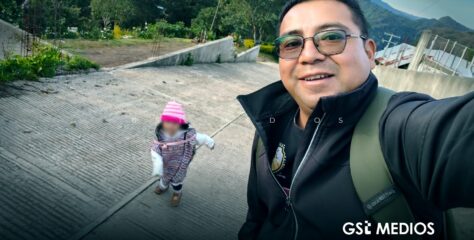 Atacan a profesor y activista oaxaqueño junto a su hija de tres años