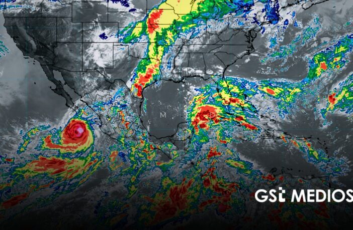 Huracán Rachel se intensifica a categoría 3 y mantiene efectos en Jalisco