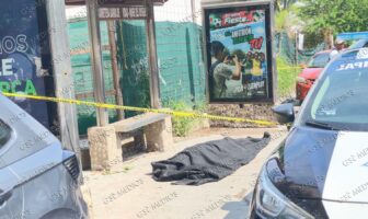Pierde la vida de forma repentina en parada de camiones en Puerto Vallarta