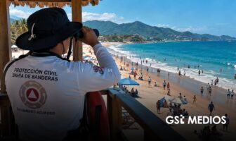 Playas de Bahía de Banderas reabren con restricciones en dos zonas
