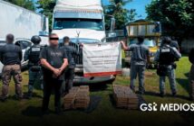 Aseguran 171 kilos de droga ocultos en un tractocamión en Chiapas